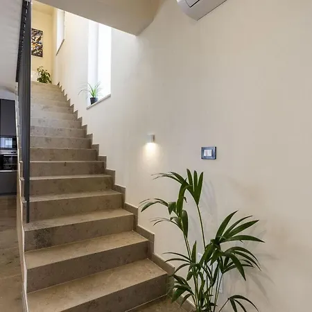 Aeris Mit Privatem Pool Valtura