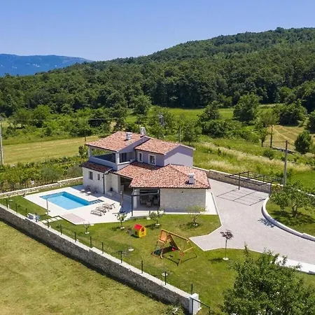 Aeris Mit Privatem Pool Villa