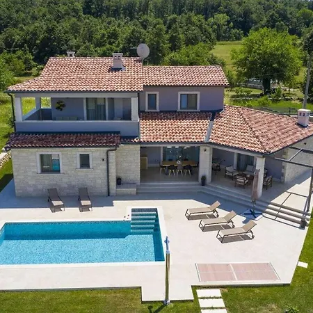 Villa Aeris Mit Privatem Pool Valtura